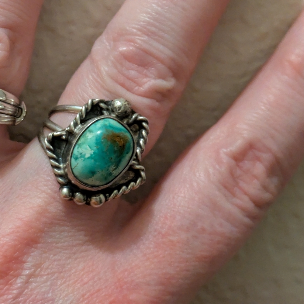 Sz. 7.5 Native Sonoran Turquoise and Sterling Silver Ring